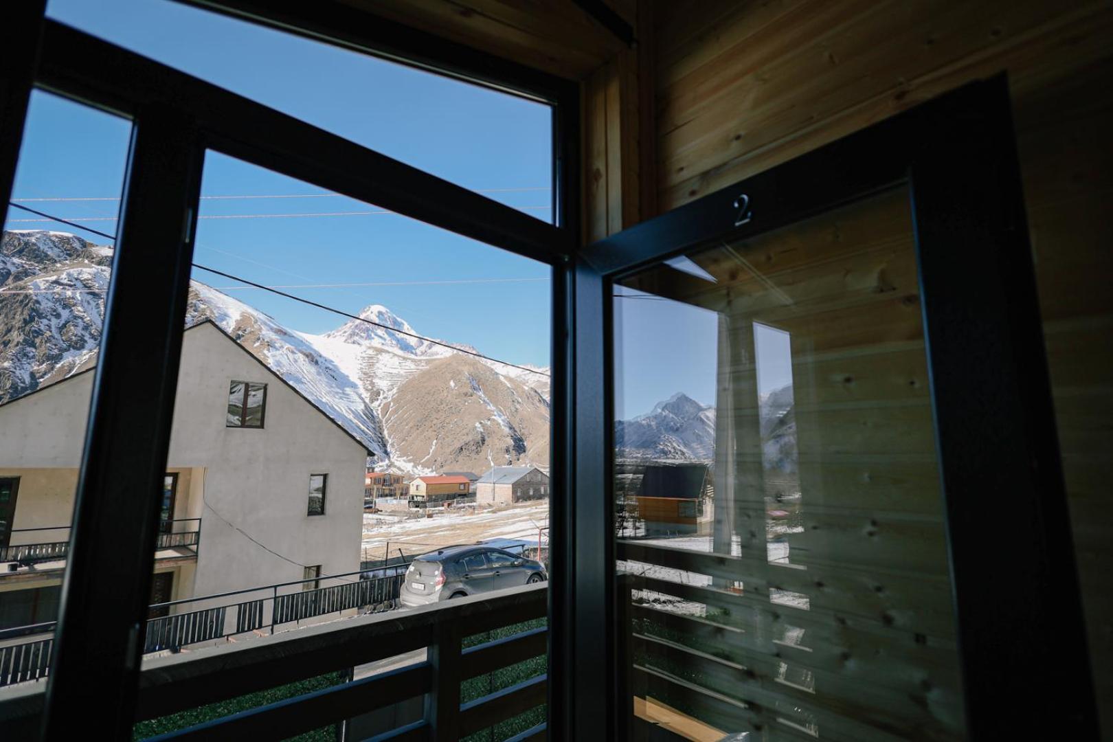 Same Cottage Kazbegi Экстерьер фото